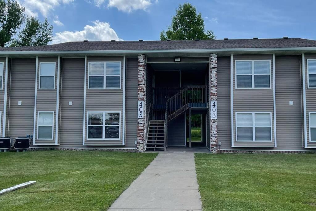 The Bernice - 2 Bedroom Apt In Quilt Town, Usa Hamilton Bagian luar foto
